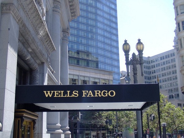 Wells Fargo & Co (WFC)