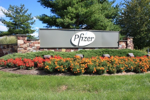 Pfizer Inc. (NYSE:PFE)