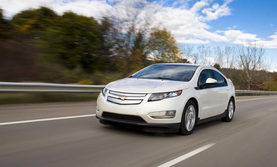 2013-chevrolet-volt-004_large