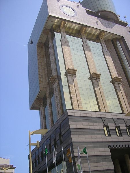 450px-Lagos_High-Rise Biggest Metropolitan Areas in the World in 2015