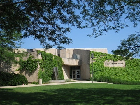 800px-Northwestern_University_-_Regenstein_Hall