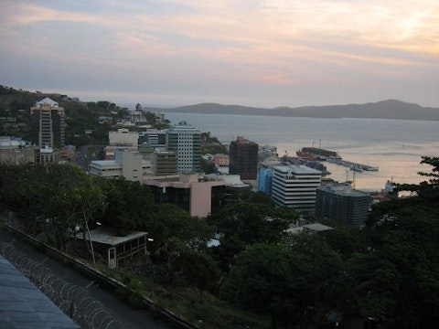 800px-Port_Moresby_Town_Mschlauch