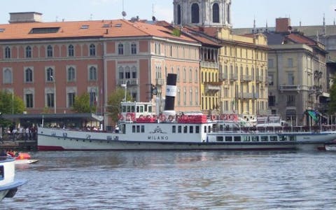 800px-Milano_attraccata