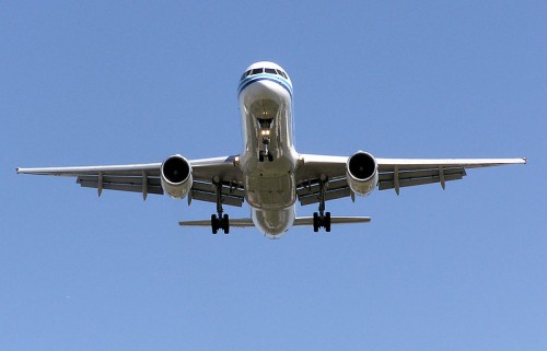 800px-Turkmenistan.airlines.frontview JBLU