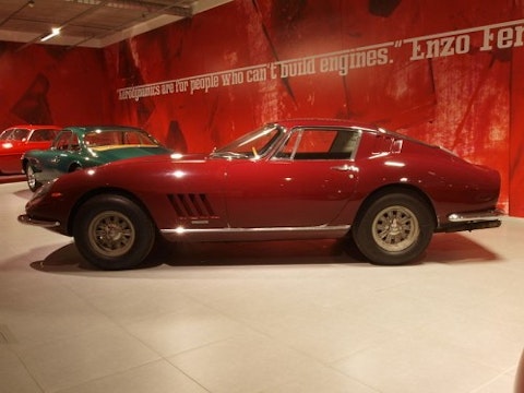 800px-1965_Ferrari_275_GTB_Leightweight
