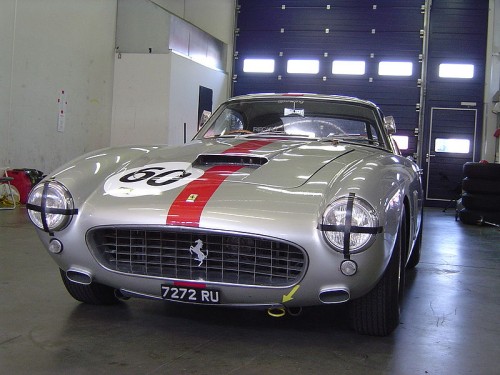 800px-Ferrari_250_gt