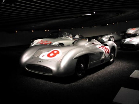 MHV_MB_W196_Silberpfeil_Streamline_1955