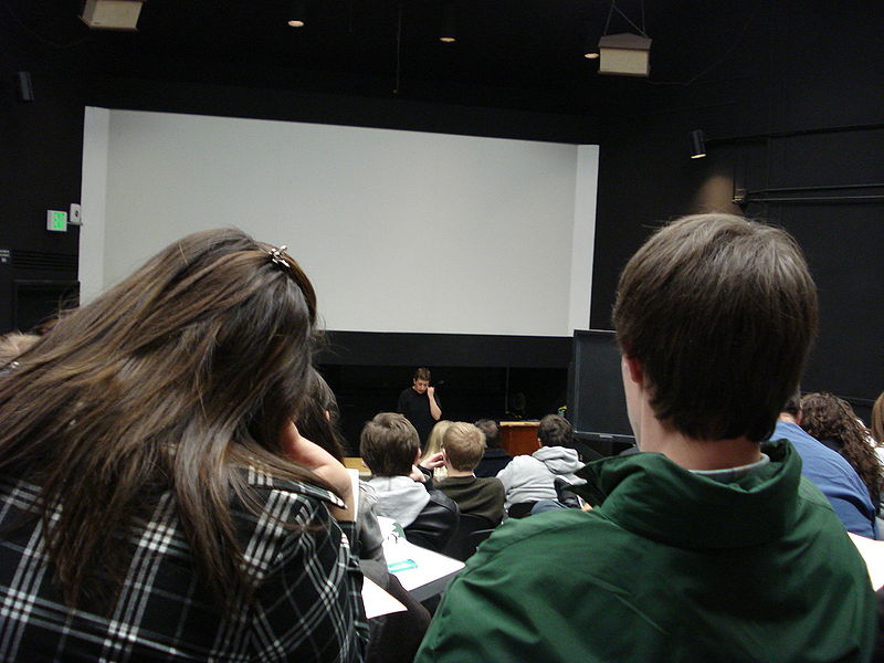 800px-BinghamtonUniversity_Classroom