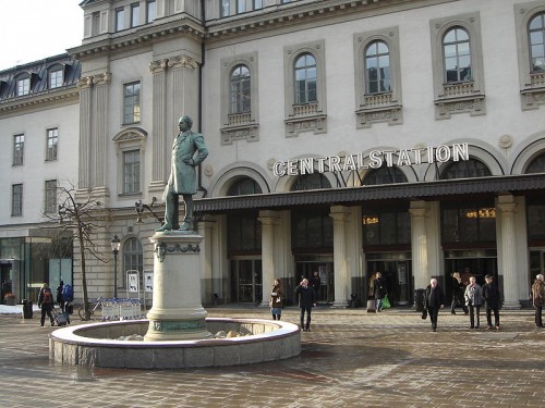 800px-Central_Station,_Stockholm