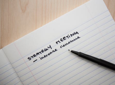 Top economic predictions for your business plan in 2014-1