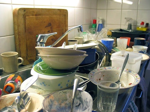 Dirty Dishes 11 Most Valuable Lessons Learned in Life: Essay Ideas 