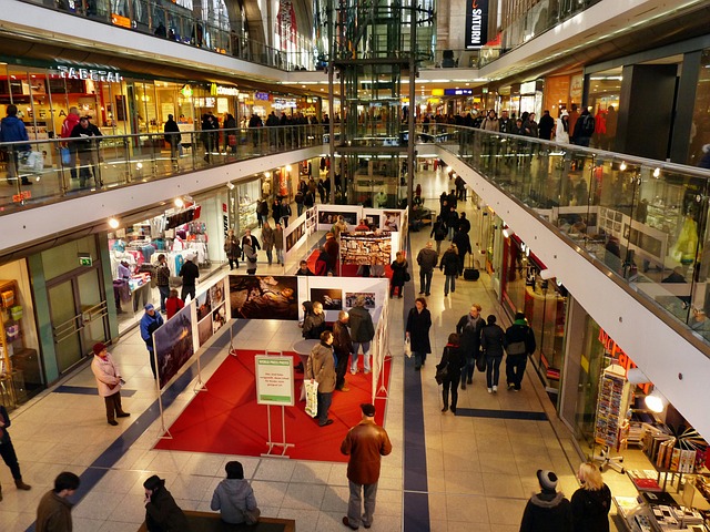 Shopaholics Rejoice: The 12 Biggest Malls in the World