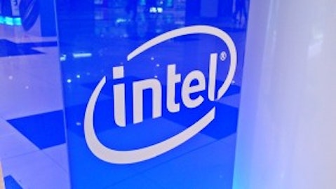 Intel, is INTC a good stock to buy, Stacy Rasgon, Sell