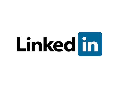 LinkedIn, is LNKD a good stock to buy, net neutrality, Reid Hoffman, content curation, publishing,