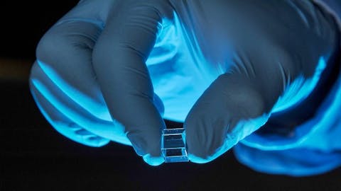 Intel, is INTC a good stock to buy, Broadwell, CPU, release, Q2 2015,