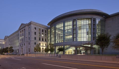 15 Best Places in Arkansas For A Couple To Live On Only Social Security