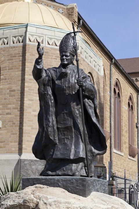 Connecticut - Holy name of Jesus Church