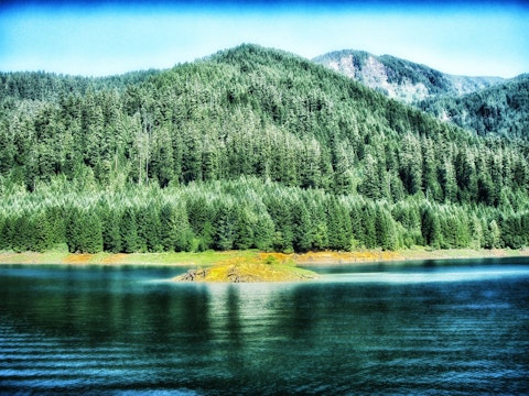 15 Best Places in Oregon For A Couple To Live On Only Social Security