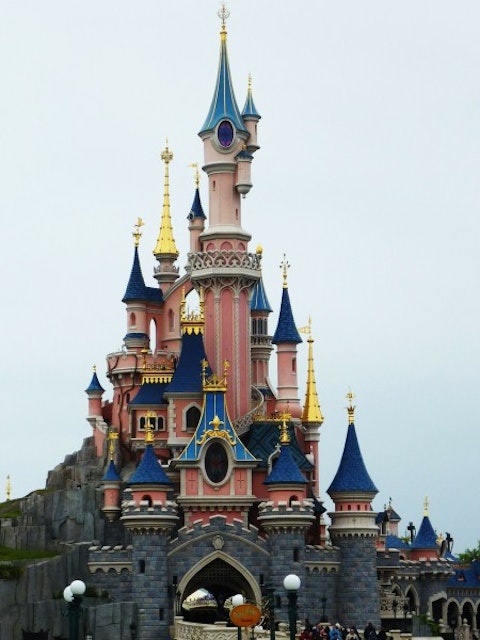 disneyland-paris-234579_1280