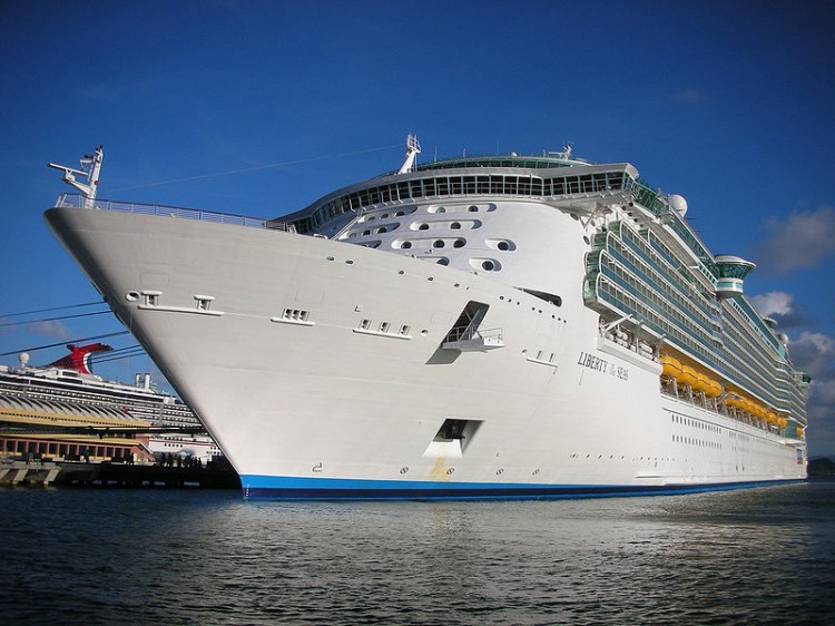 800px-Liberty_Of_The_Seas