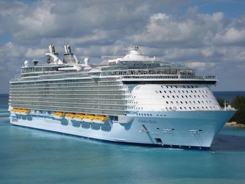 800px-Oasis_of_the_Seas