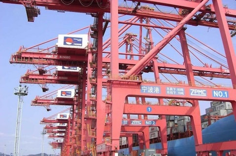 800px-Scene_of_Port_of_Ningbo