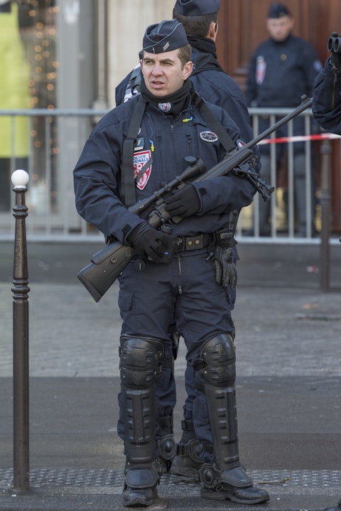 France Guns Police