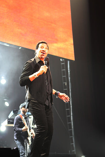 Lionel_Ritchie_Acer_Arena_Sydney_2011_(5550607996)