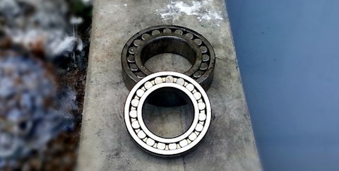 bearing-296561_1280