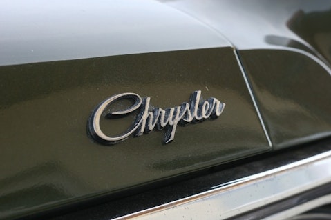 chrysler-409795_1280