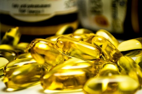 drugs-206150_1280 supplement vitamin