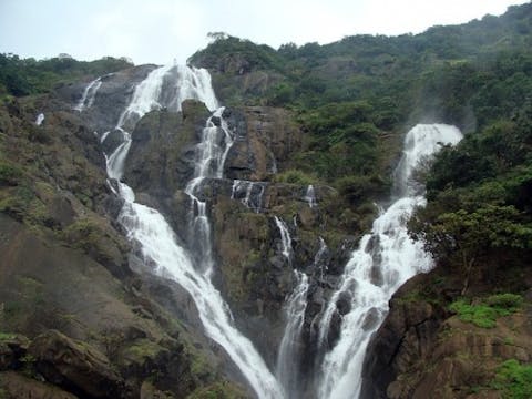 dudhsagar-233696_640