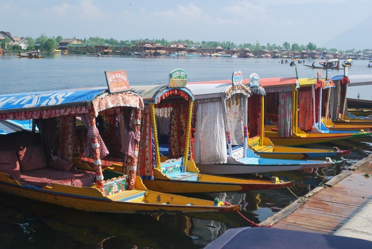 kashmir-boat-642167_1280