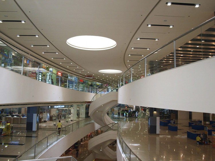mall-597450_1280
