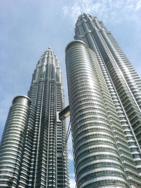 petronas-twin-towers-593238_1280
