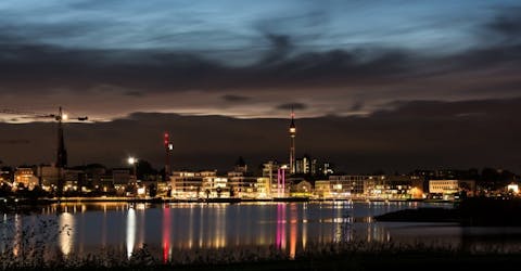 phoenix-lake-489011_1280