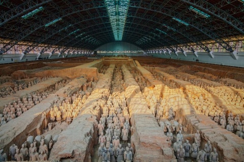 xian, terracotta, china, terra, qin, emperor, chariots, tang, cemetery, guard, chinese, wonder, guardian, grave, culture, soldier, history, military, dynasty, old, main, weapon, warrior, imperialism, asia, shihuang, figure, exhibition, mausoleum, artifacts, world, unesco, imperial, heritage, war, huangdi, fighters, excavation, clay, lintong, attractions, art, army, graveyard, pottery, shaanxi, uniform, statues, museum, memorial 11 Most Famous Sculptures in the World