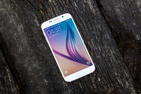 6 Best Smartphones with 4K Display for VR