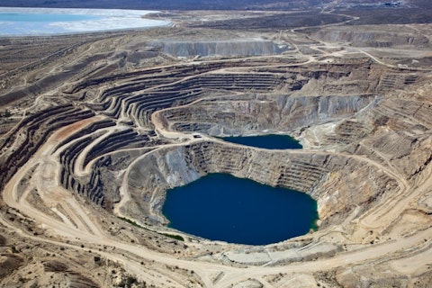mine, copper, arizona, metals, ponds, aerial, vast, tailings, rock, concentric lines, process, deposits, minerals, porphyry, elevated, over, dump, ore, dirt, benches, above, open pit, huge, desert, molybdenum, large, geology, acidic