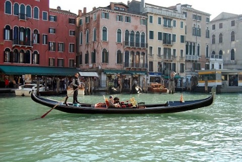 venice-472344_640