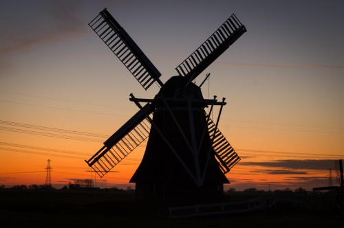 windmill-384622_1280
