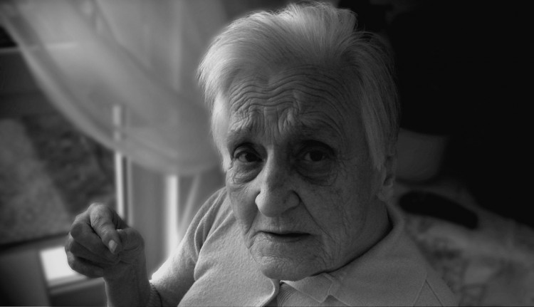 dependent-63611_1280