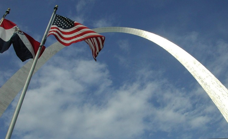 gateway-arch-377369_1280