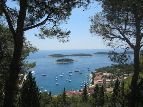 hvar-419816_1280