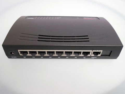 router-670079_1280