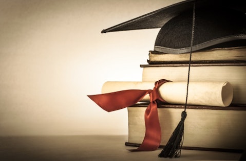 inexpensive graduation gift ideas for friends