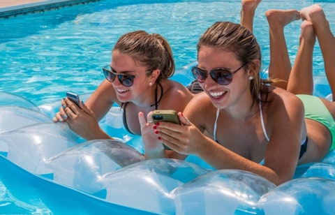 hutch photography/Shutterstock.com