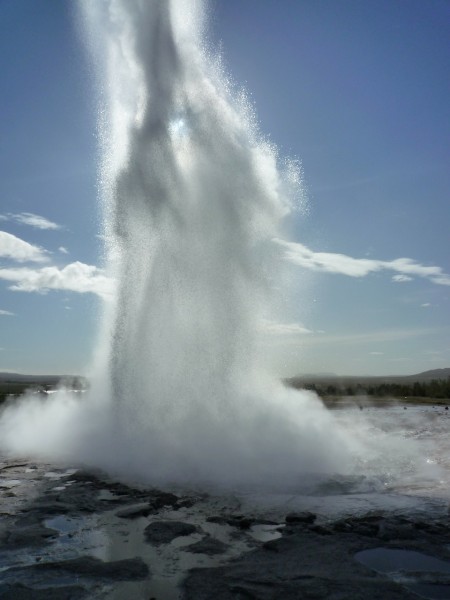 strokkur-139061_1280
