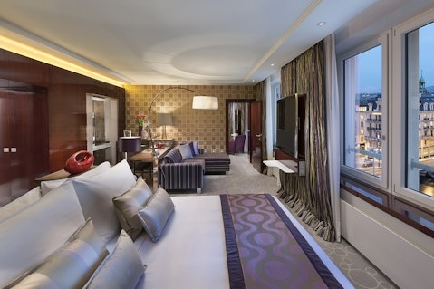 Biggest Five Star Hotels in India