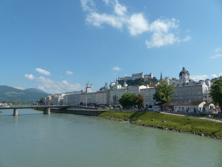 salzburg-116775_1280